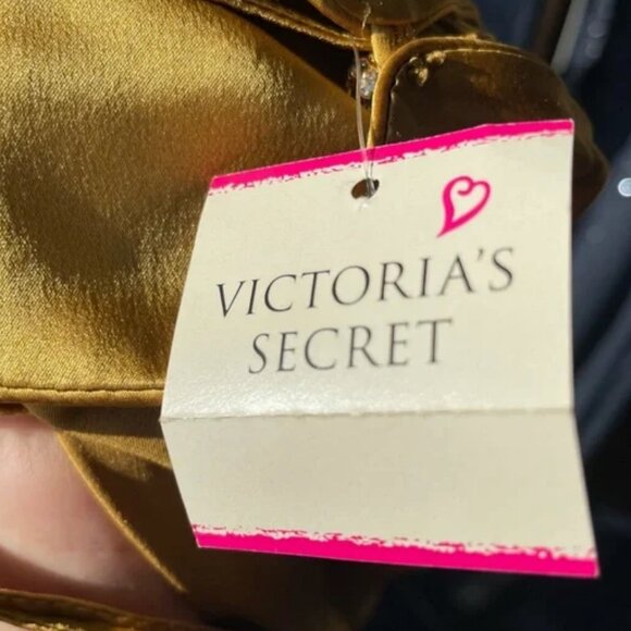 NWT VTG Y2K Yellow Gold Victoria’s Secret 100% Silk Satin Slip Dress Chemise - Picture 5 of 11